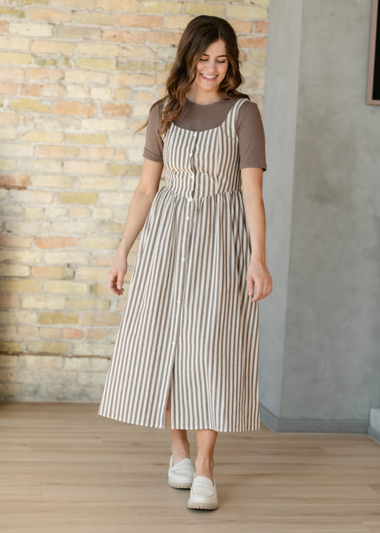 Things Between® Sleeveless Stripe Button Up Maxi Dress