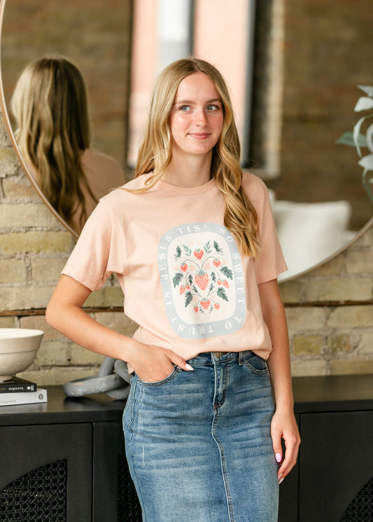 Tis So Sweet Graphic Christian T-shirt - FINAL SALE