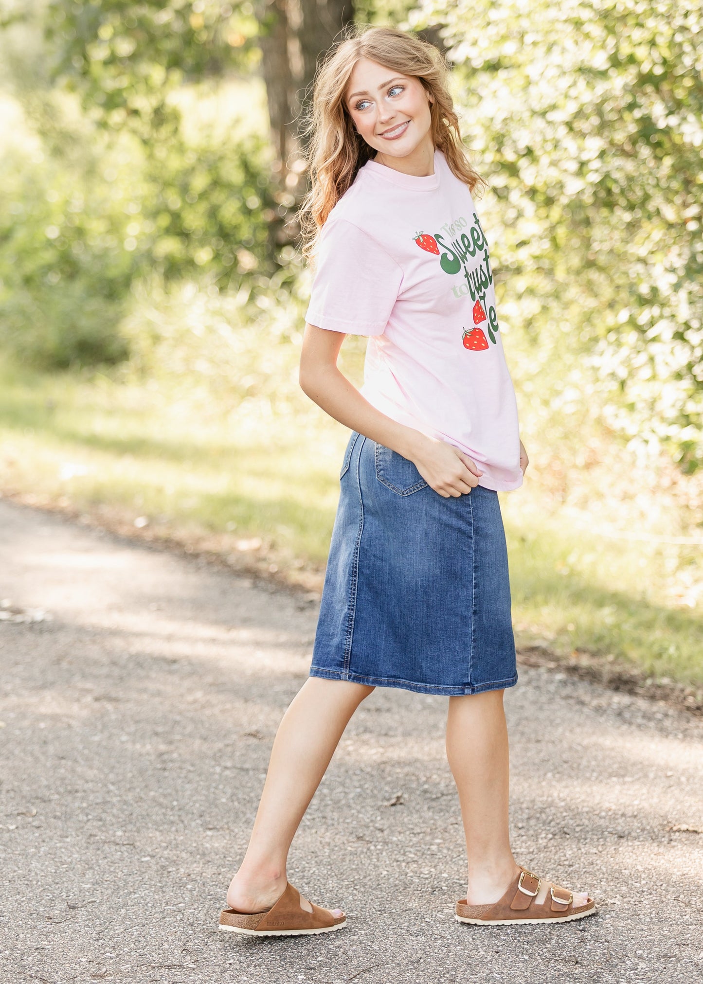Trust In Jesus Strawberry Graphic Tee - FINAL SALE