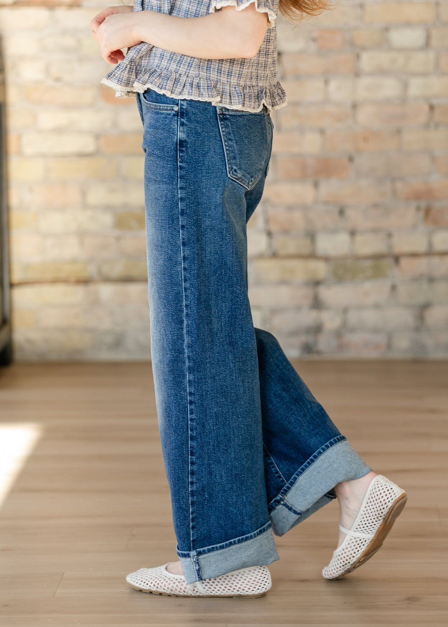 Ultra Wide Leg Jeans