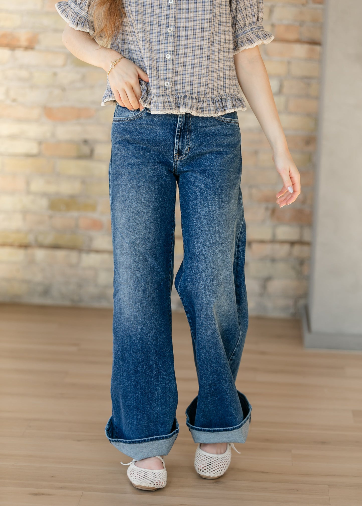 Ultra Wide Leg Jeans