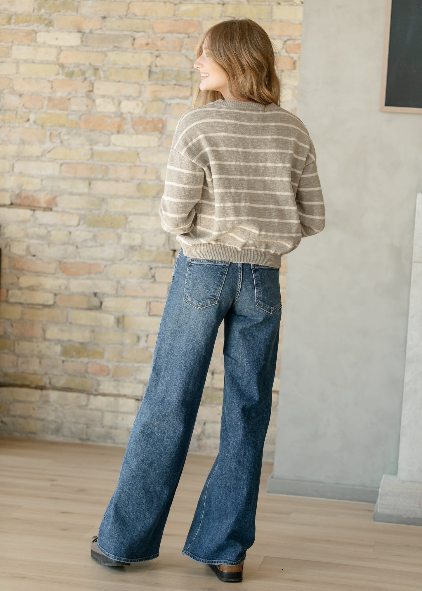 Ultra Wide Leg Jeans