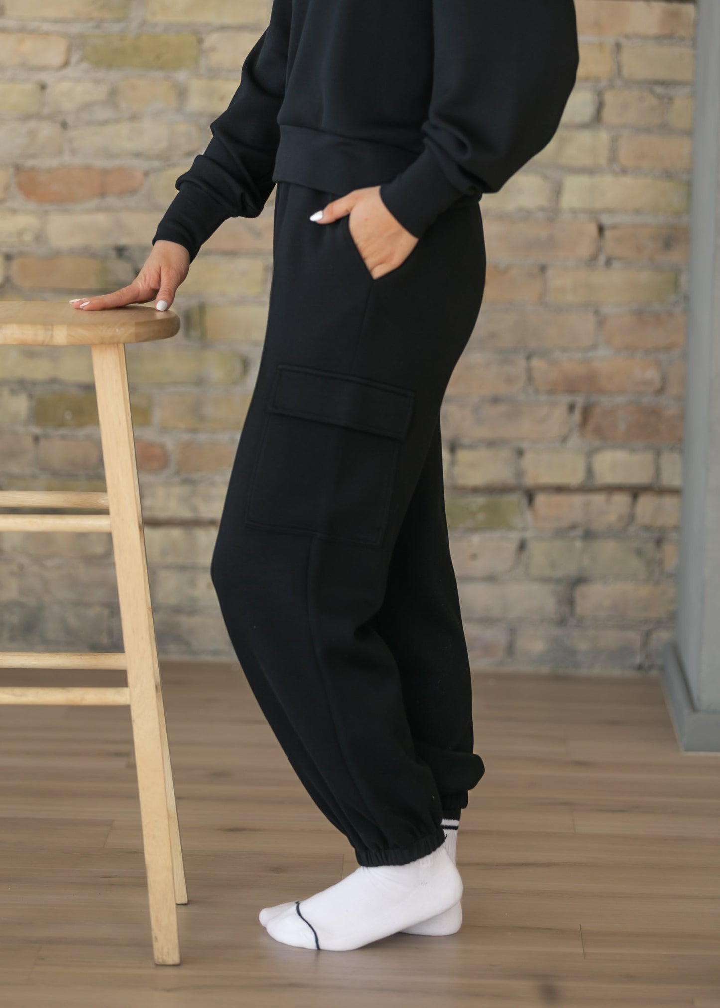 Varley® Black Cargo Pant 25