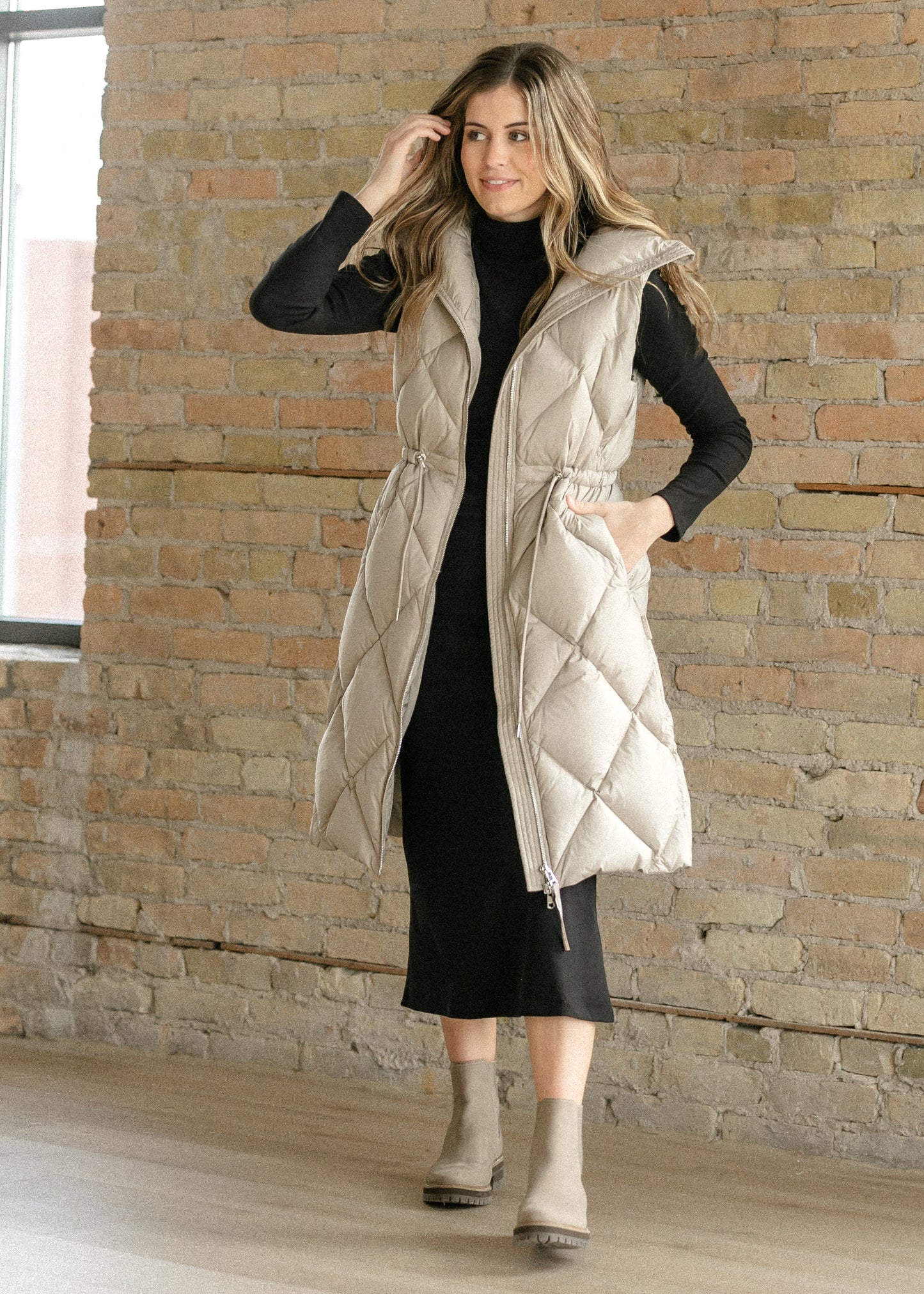Varley® Navine Long Down Gilet