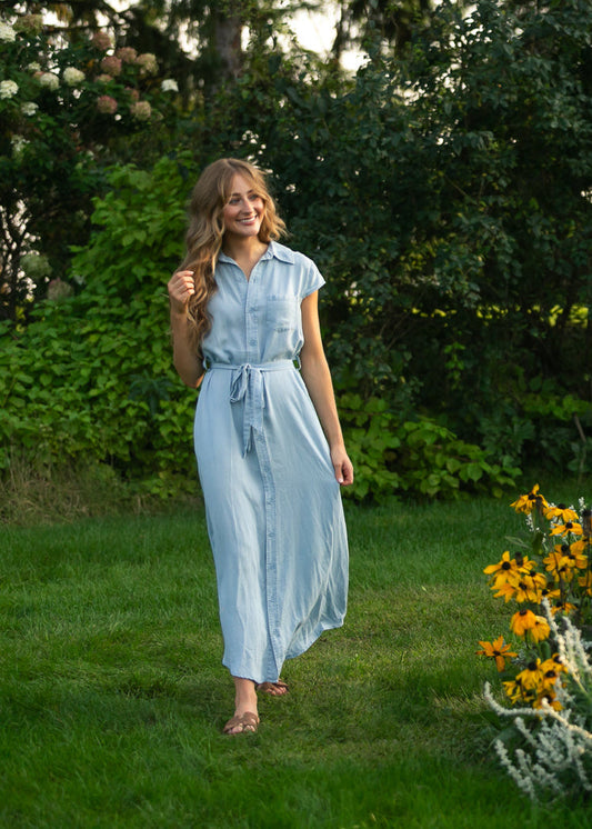 Willow Cap Sleeve Chambray Belted Midi Dress